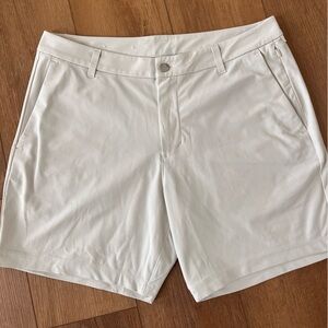 Men’s lululemon ABC shorts (5-inch inseam)